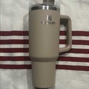 Stanley Tumbler Driftwood